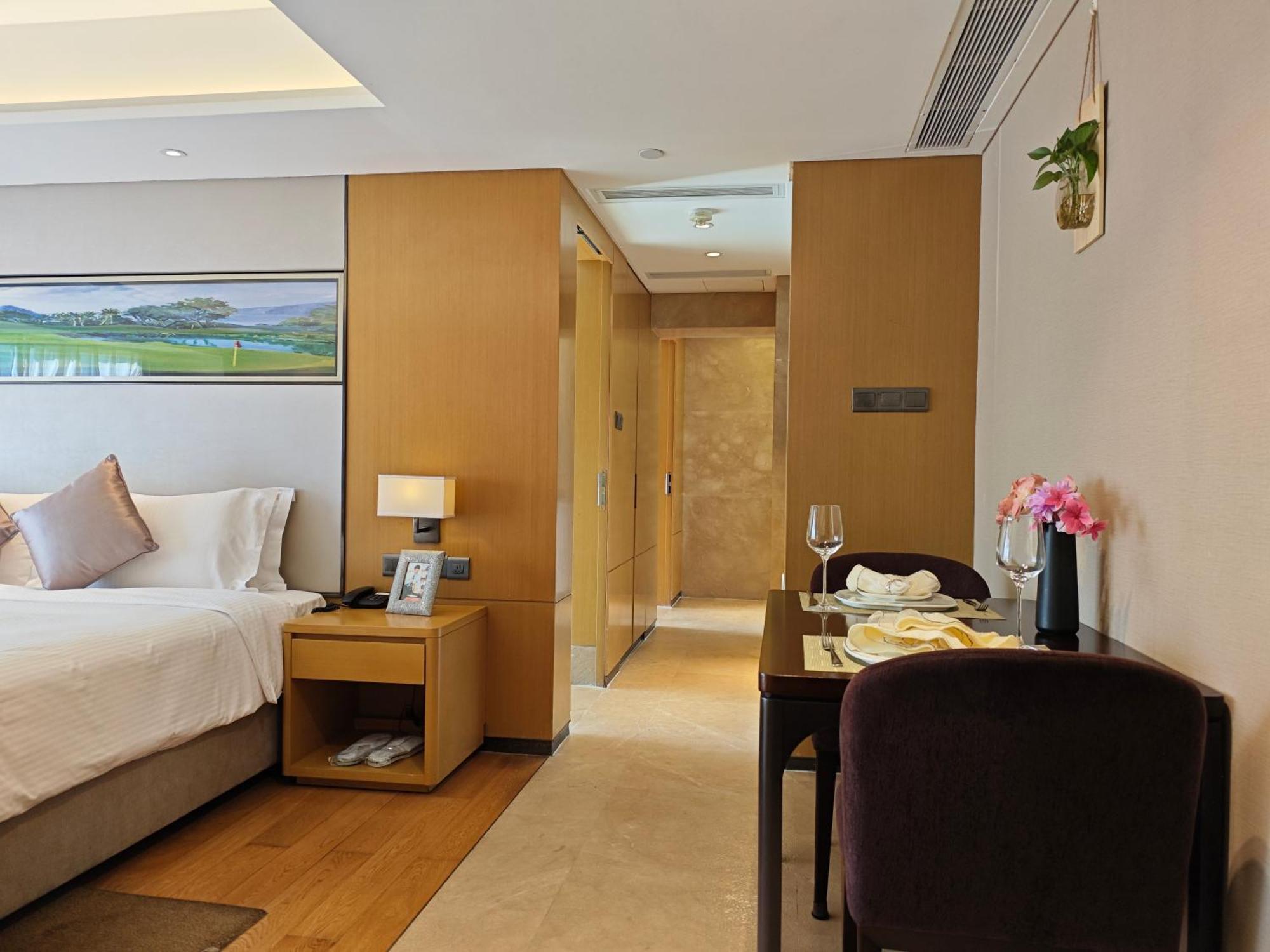 Somerset Grandview *